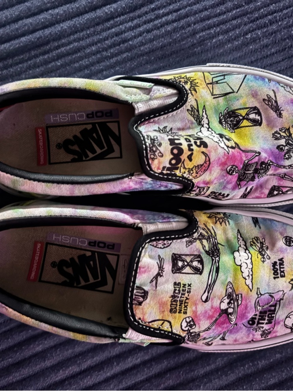 Vans Kids Slip-On Sneakers in Multicolor Tie-Dye Print